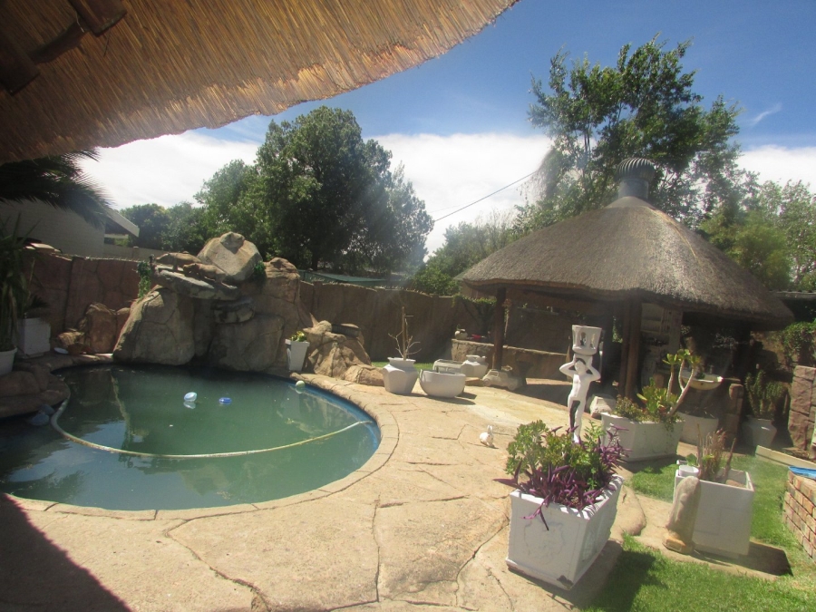 4 Bedroom Property for Sale in Fichardt Park Free State